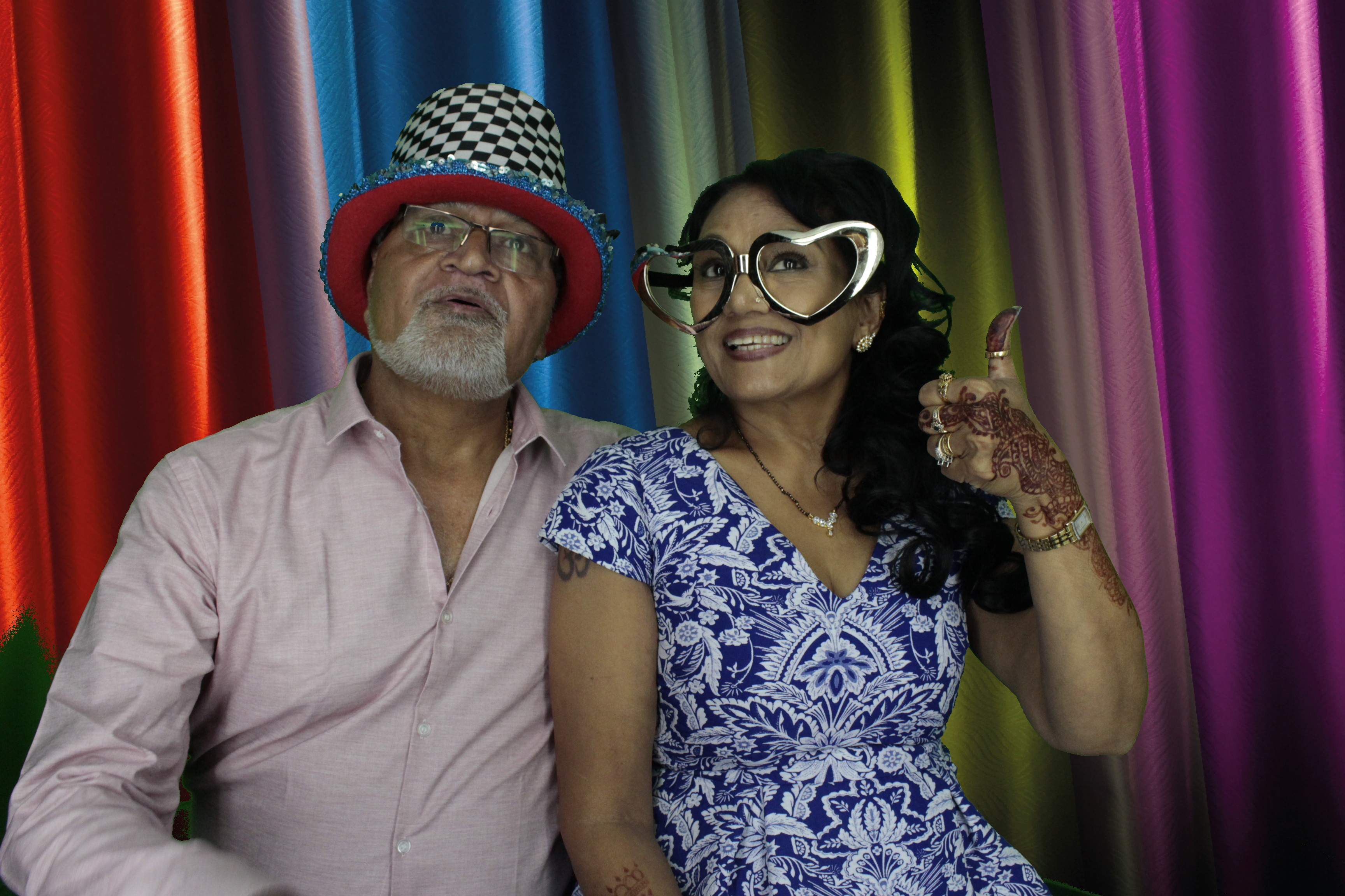 Bhavin & Yasmin’s Wedding | View more photos from the event at gallery.myphotoboothexperience.co.uk/u/MyPhotoBoothExperienceLtd/Bhavin-Yasmin’s-Wedding